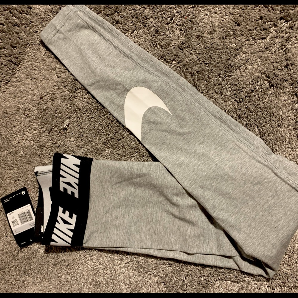 Nike leggings